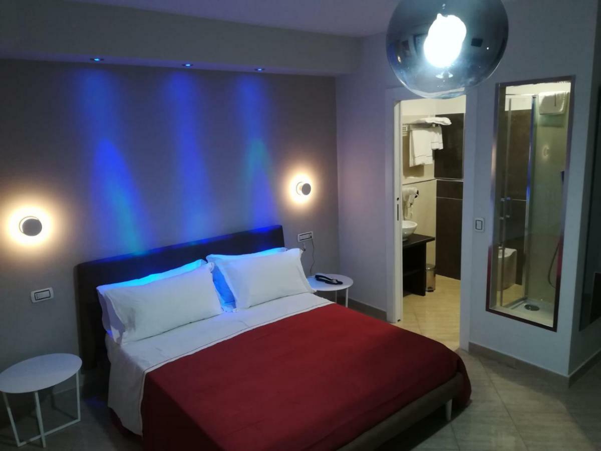 Sonevi Rooms Naples Exterior photo
