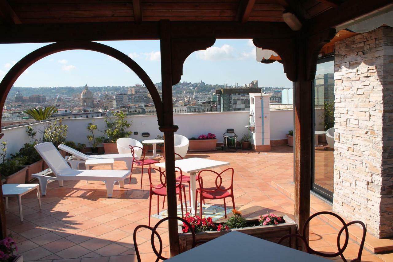 Sonevi Rooms Naples Exterior photo
