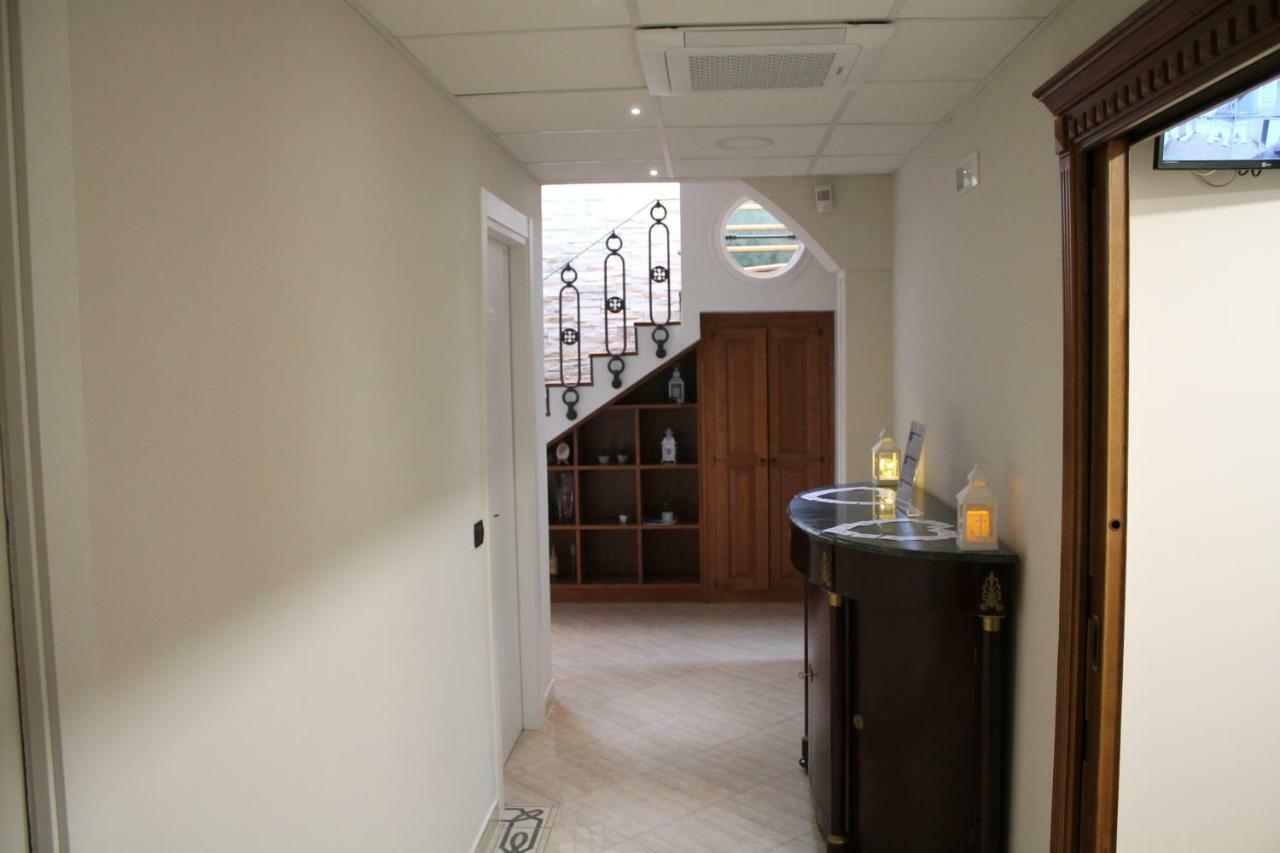 Sonevi Rooms Naples Exterior photo