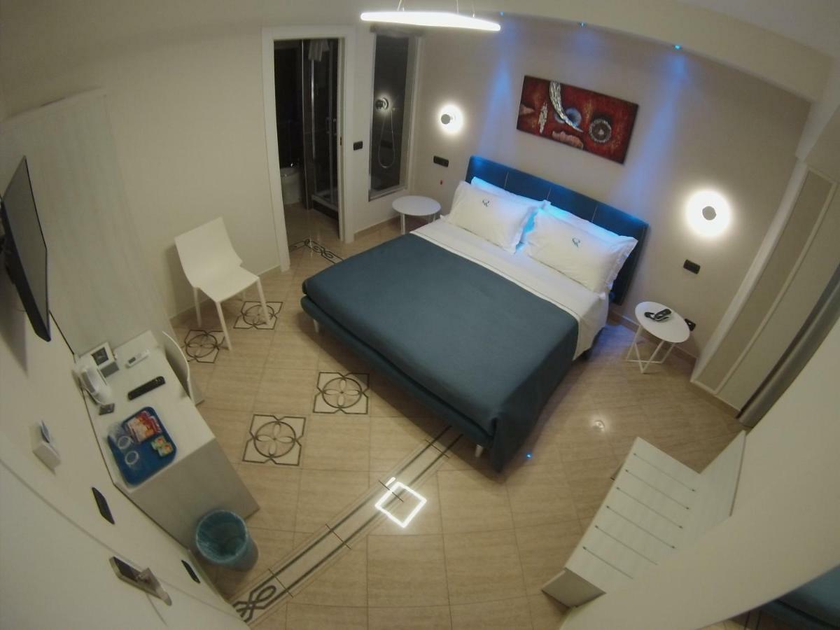 Sonevi Rooms Naples Exterior photo
