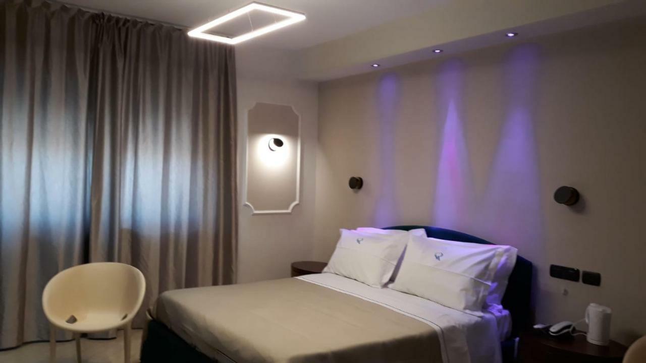 Sonevi Rooms Naples Exterior photo