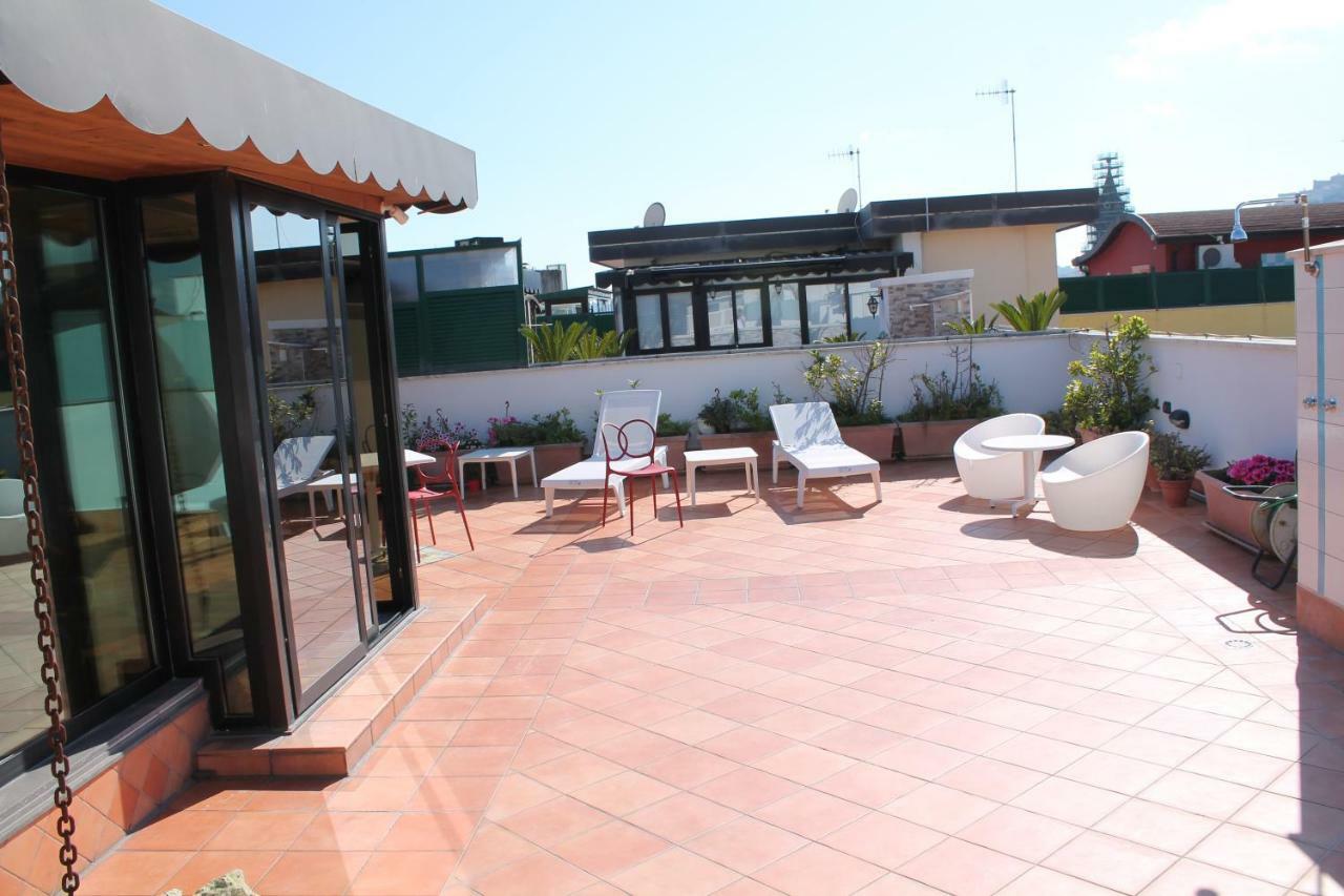 Sonevi Rooms Naples Exterior photo