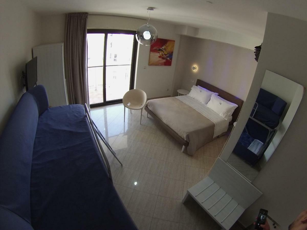 Sonevi Rooms Naples Exterior photo
